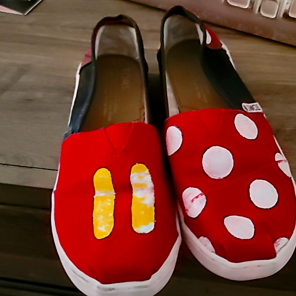 Hand paint toms shoes mickey character